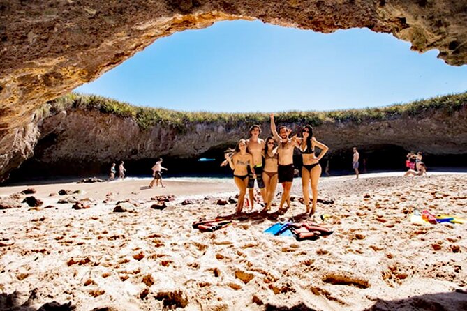 small groups SAFARI to Marietas Islands including Hidden Beach - Puente de Piedra and Isla Larga’s crater: a short stop with a big mood