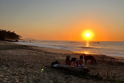 Sunset Hike to a secluded Beach + Mexican snack - Meet Up in Sayulita Plaza, Then Head South
