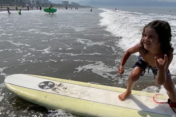 Surf classes in Puerto Vallarta with local instructors - Surf Lessons in Puerto Vallarta: what the 4 hours are really for