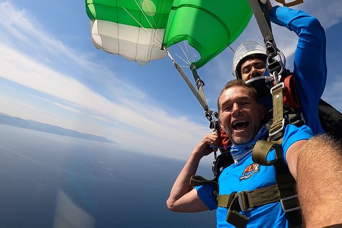 Tandem Skydive in Puerto Vallarta With Beach Landing - The Jump at 10,000 Feet: Freefall About 45 Seconds